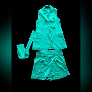 Express green set, top XS,pants 6